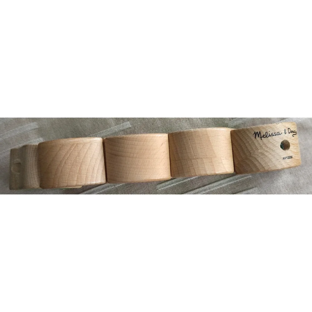 Melissa &‎ Doug Wooden Flexible Caterpillar Toy Green Jointed Wood AV12332